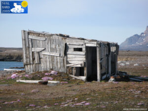 Cabin in Kongsfjorden