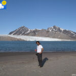 To the Pole in t-shirt: who says it’s cold in Svalbard?