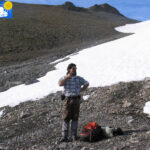 Tea break during the descent – Picture by Marina