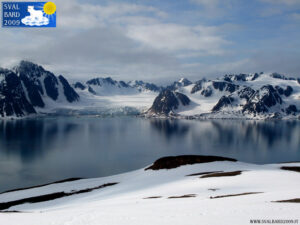 Glacier seen from Solanderfjellet