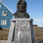 Monument dedicated to Roald Amundsen