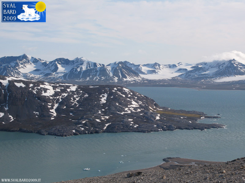 Landscape in Kongsfjorden -3