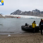 The departure of the first trekking group